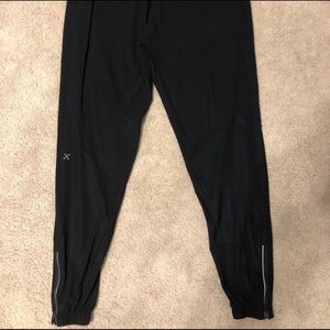 Lululemon Surge Jogger Tall 31” (L - Black)